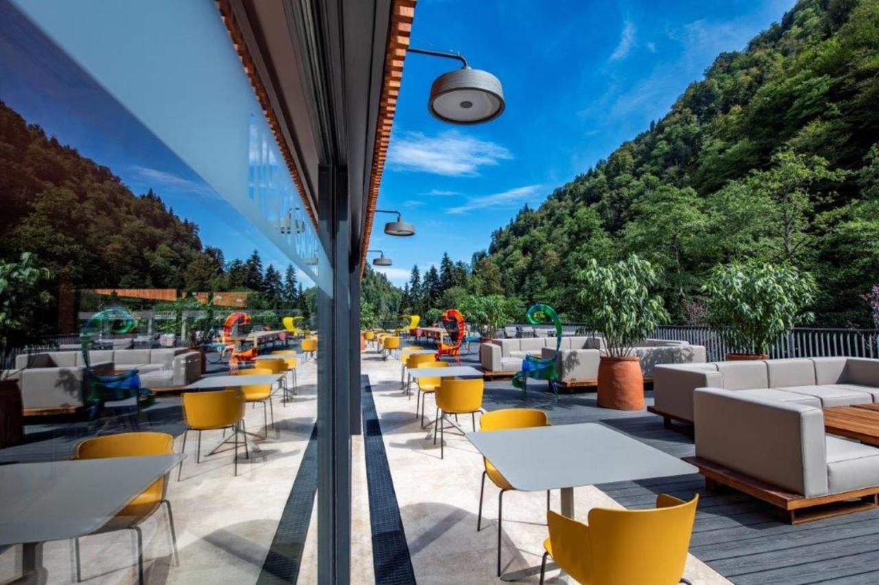 New Sairme Hotel Exterior photo