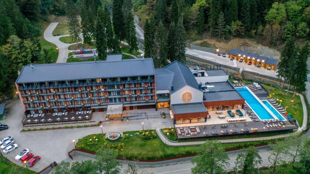 New Sairme Hotel Exterior photo