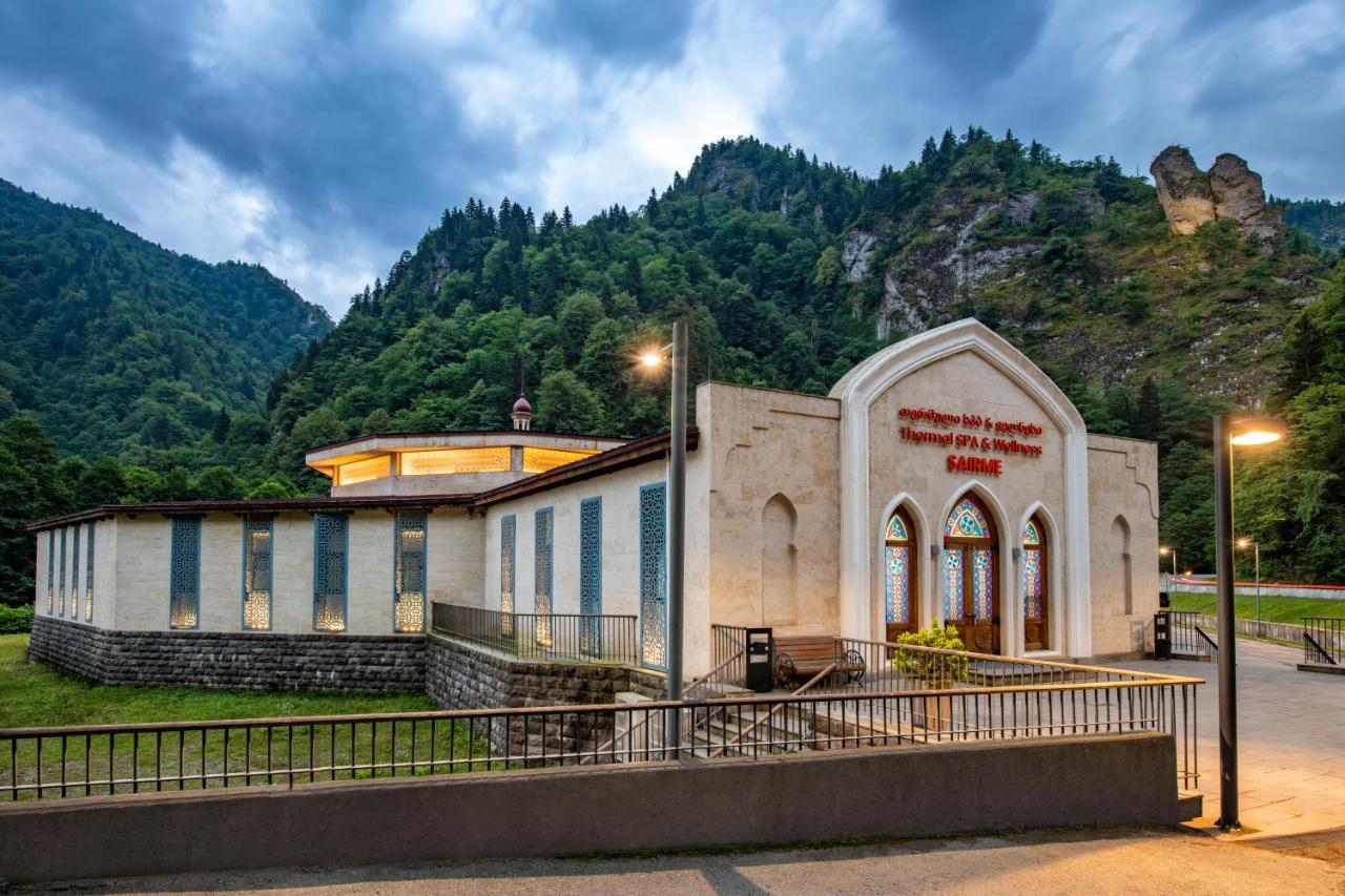 New Sairme Hotel Exterior photo